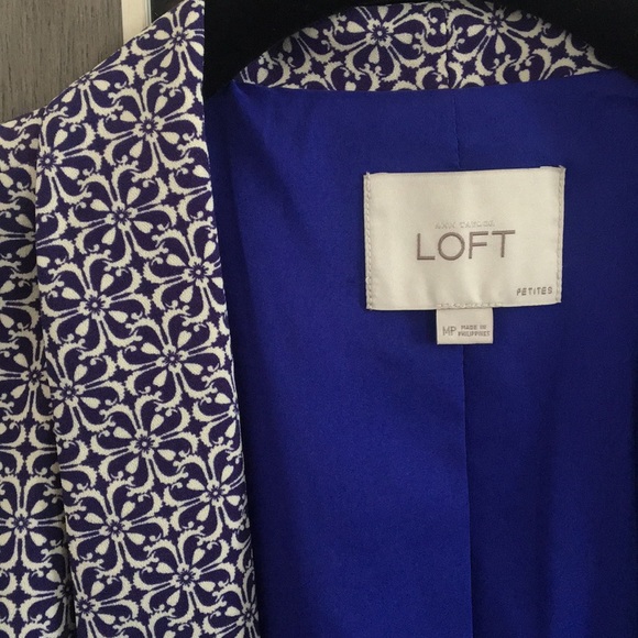 LOFT blue floral blazer - Picture 2 of 4